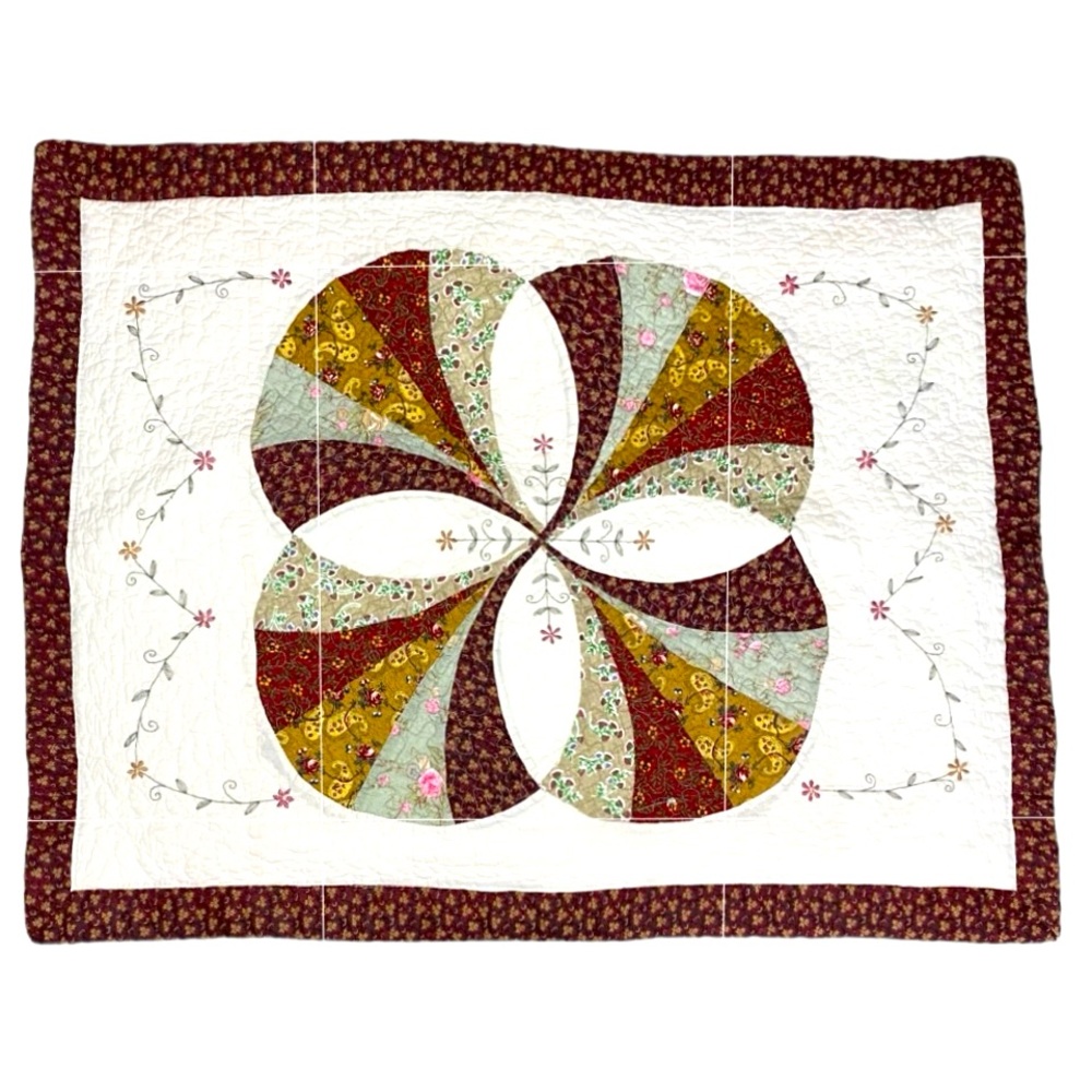 Vintage Patchwork Circle‎ Pillow Sham Pair Quilted Embroidered Floral Farmhouse